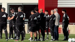 Antonio Cordón sorprende en la charla de García Plaza antes de la visita a Villarreal