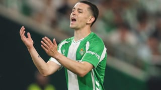 Preocupación con Álvaro Fidalgo por la postura adoptada por Pellegrini en el Betis