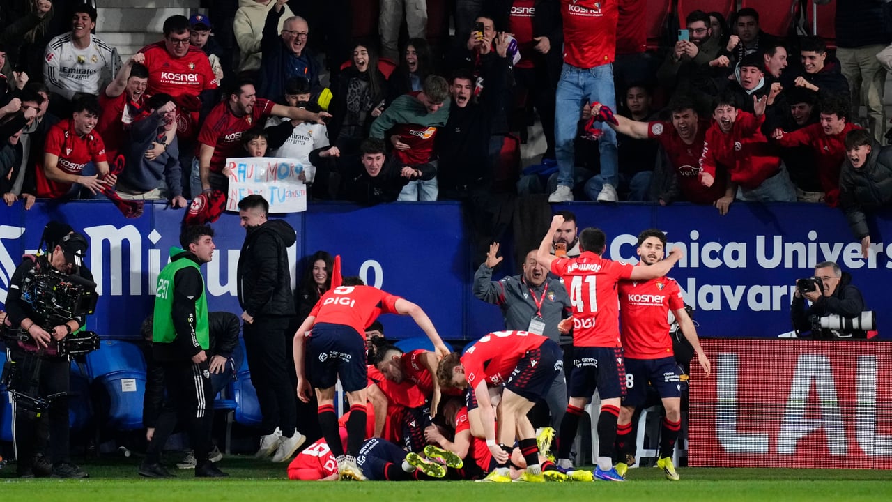 Osasuna 2-1 Real Madrid: Raúl García deja en bandeja el liderato al Barça