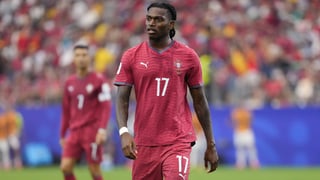 El Fenerbahçe irrumpe en la puja por Rafael Leao y desafía a varios gigantes de Europa