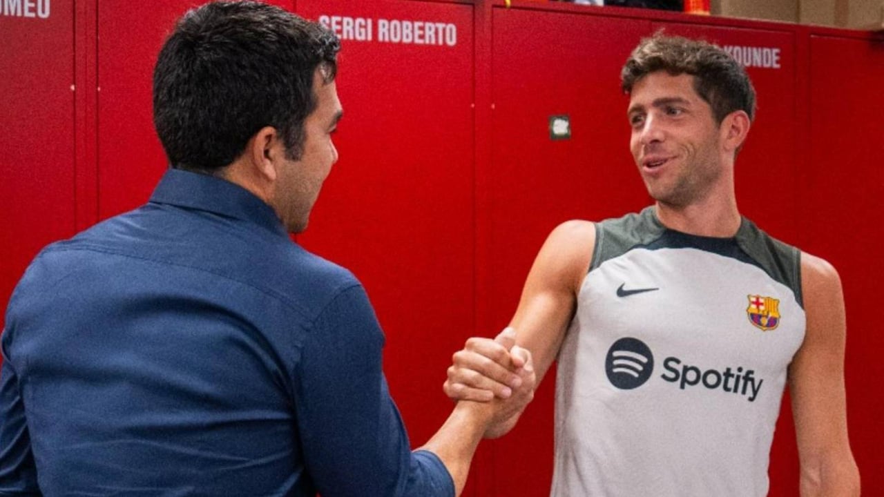 La primera decisión de Deco que no ha gustado a la afición del Barcelona