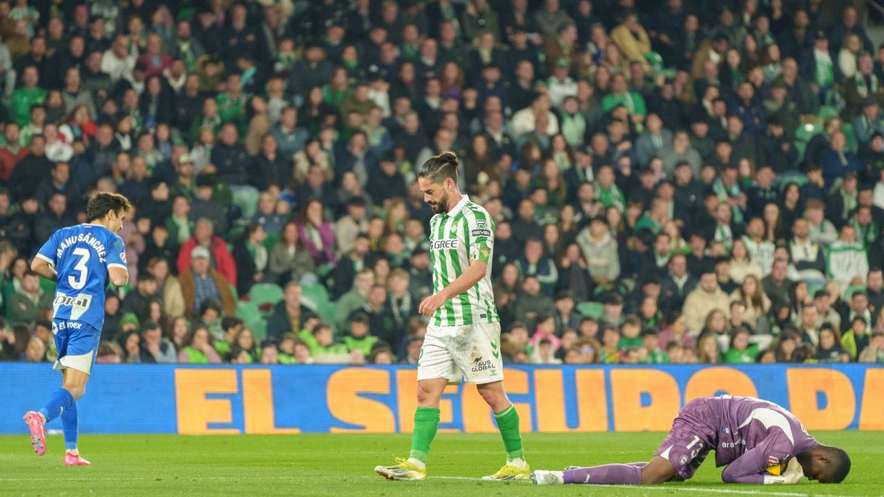 Betis 1-3 Alavés: Toca fondo sin laterales, pegada ni dirección