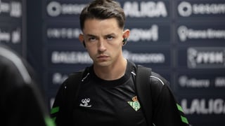 Solución especial de Pellegrini para rescatar a Álvaro Fidalgo: el 'Maguito' da descanso al 'Mago' del Betis