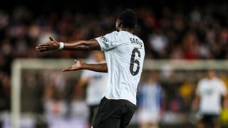 Umar Sadiq revive viejos fantasmas en Valencia: perdido y sin gol, como en la Real Sociedad