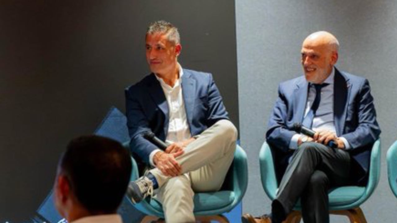 Capdevila, sobre el Deportivo que ilusiona a A Coruña: "Esto es muy largo"
