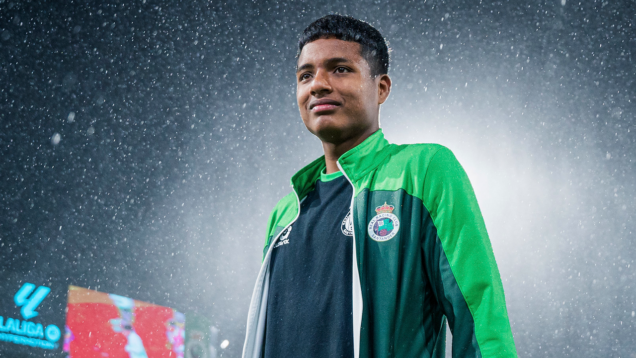 Jeremy Arévalo: subidón y adiós al Racing de Santander en enero