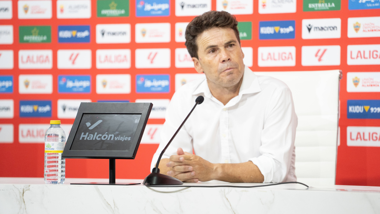El Almería destituirá a Rubi tras no lograr el ascenso a LaLiga