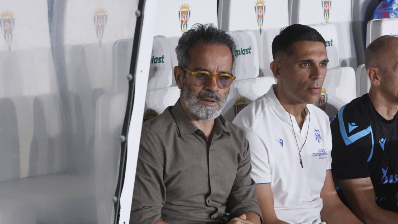 Álvaro Cervera, entrenador del Tenerife, hace autocrítica: "Así lo vamos a pasar mal"