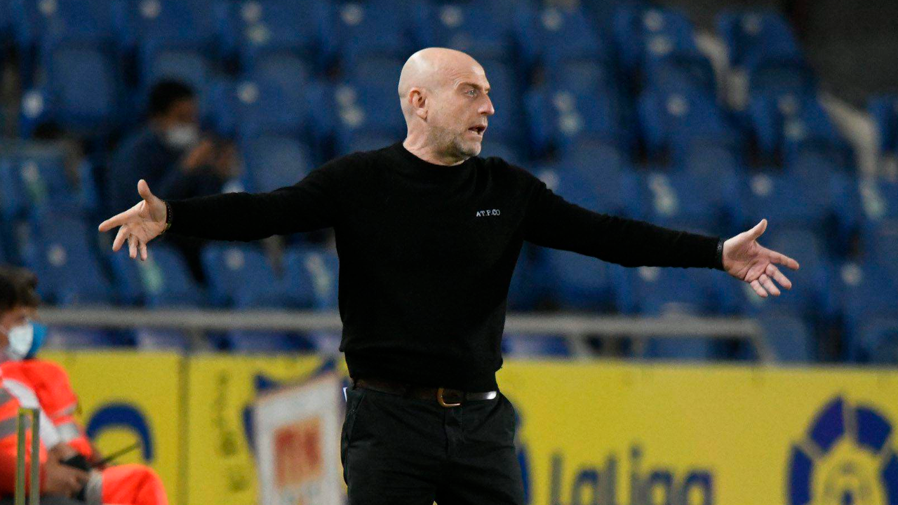 Julián Calero responde al Castellón