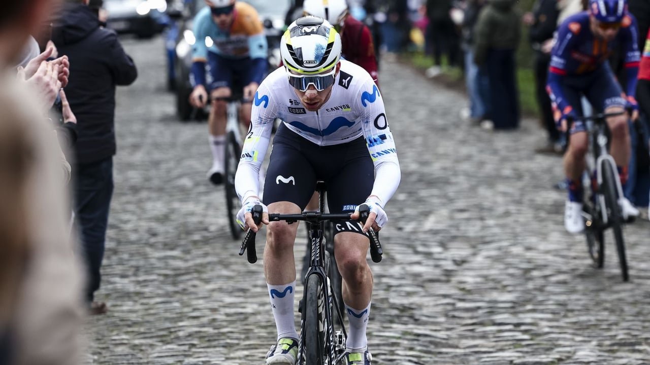 El Movistar Team, frenado en seco