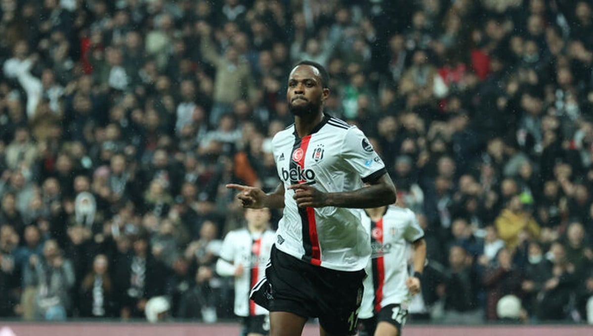 Cyle Larin, una nueva opción para la delantera del Cádiz