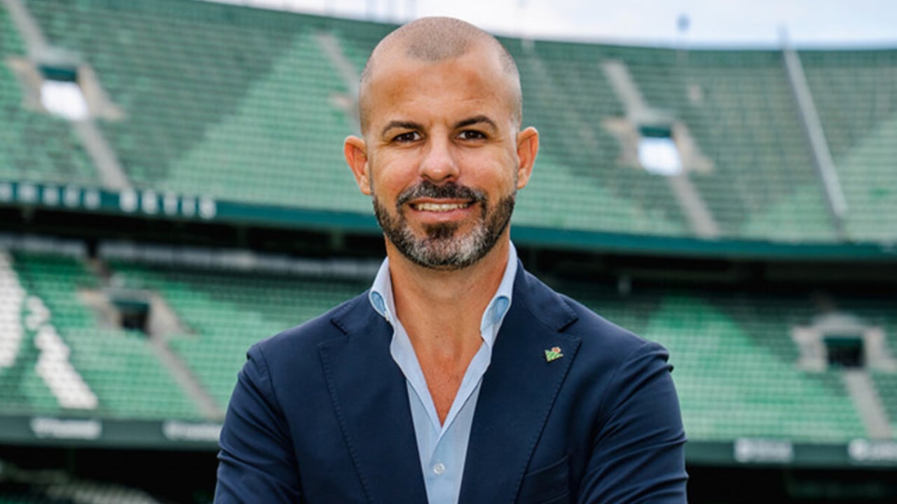 El Milan aborda el fichaje de Manu Fajardo, director deportivo del Betis, con el Villarreal como 'plan B'