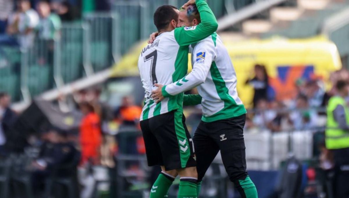 El Betis paga el enfado del alcalde de la 13ª ciudad del país