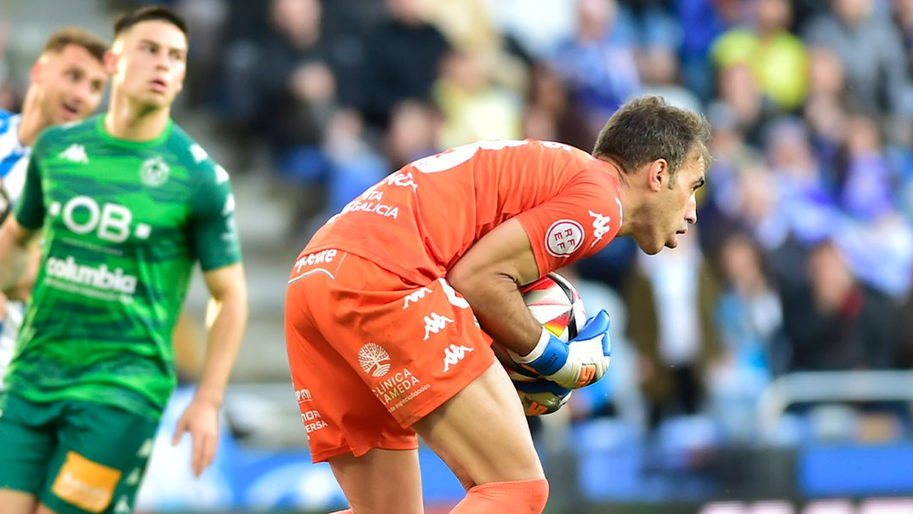 Polémica en Primera RFEF con el Deportivo de la Coruña señalado