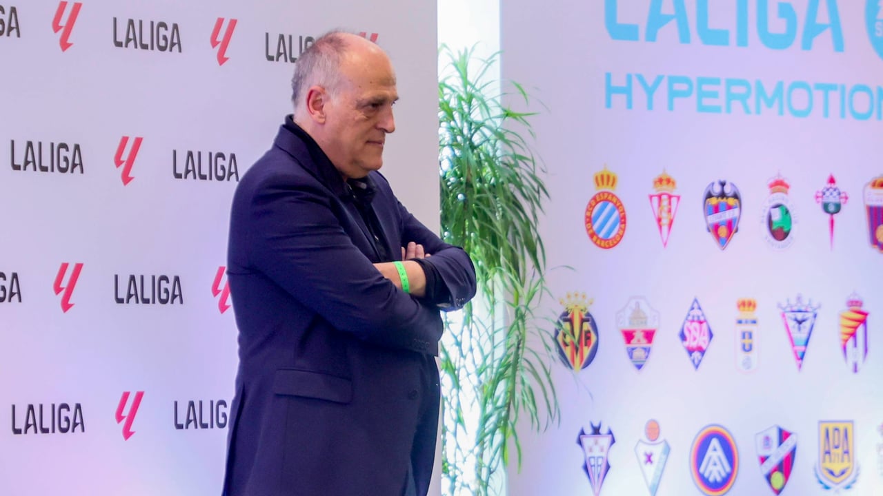 Tebas defiende a Del Nido Carrasco