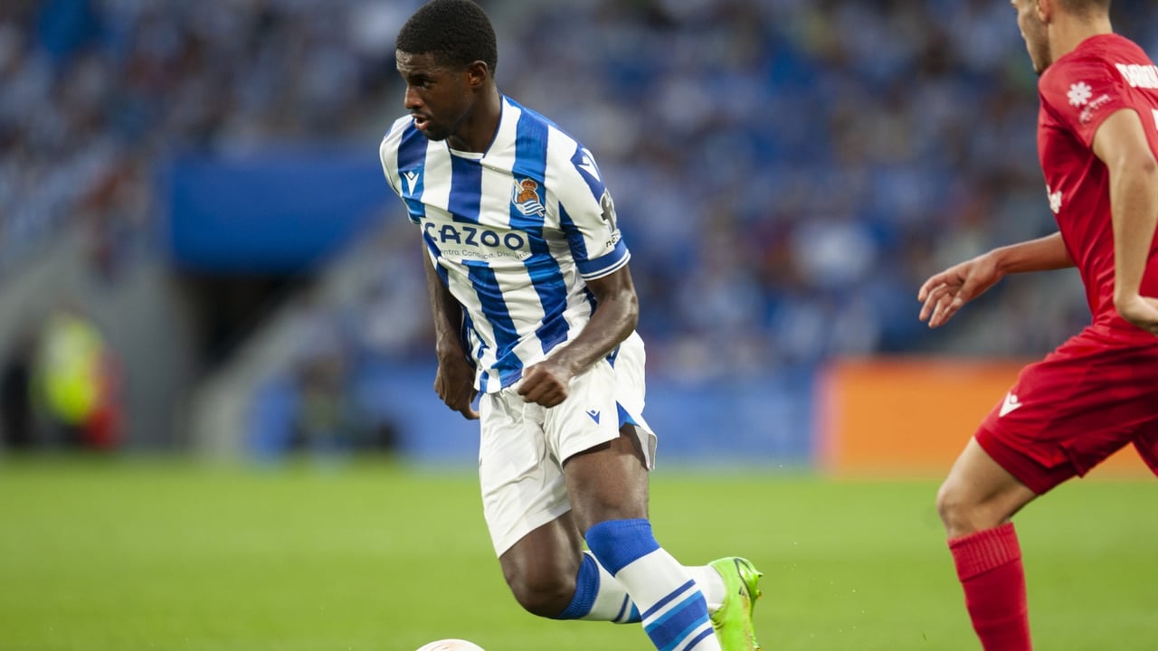 La Real Sociedad podría perder a Momo Cho para el final de LaLiga