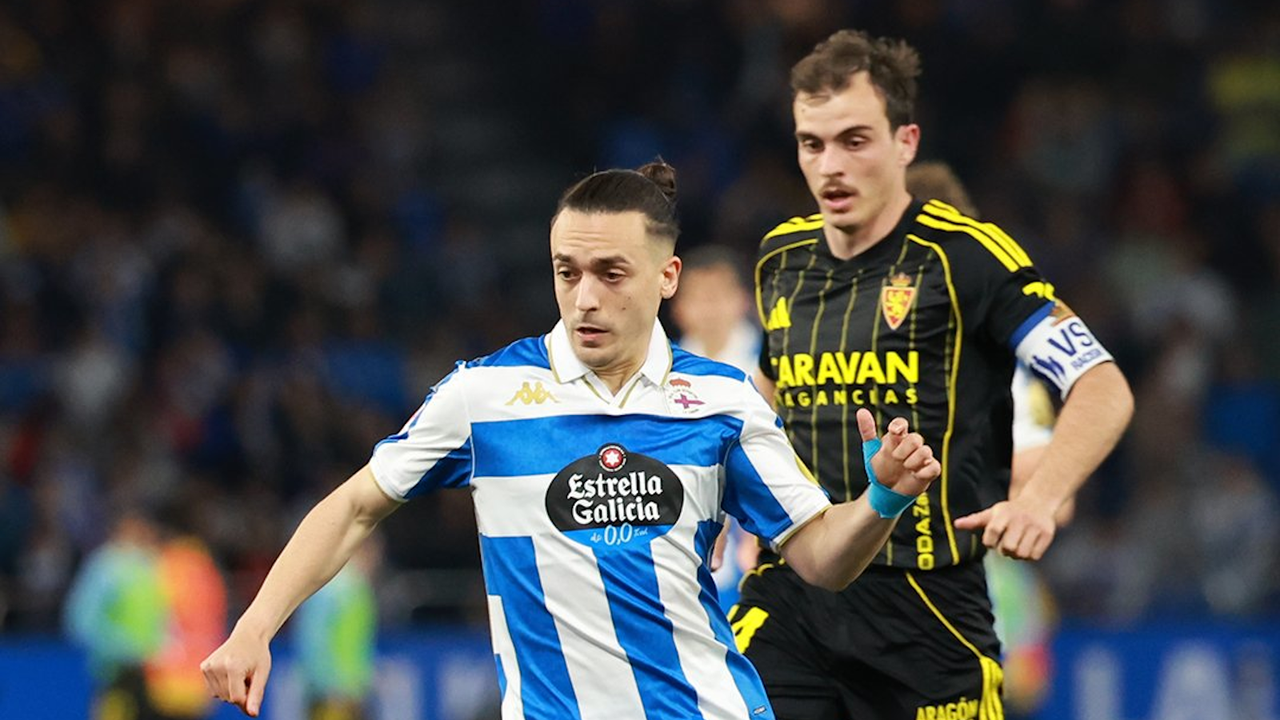 Así queda la clasificación de LaLiga Hypermotion tras la derrota del Racing de Santander y el triunfo del Deportivo de La Coruña en la jornada 31