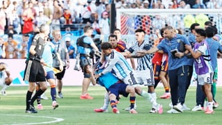 Ibrahimovic no se corta por la polémica con Argentina: "Si hubiera estado allí, le habría dado un cabezazo a Paredes"