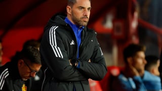 El Zaragoza activa el casting ante la posible destitución de Sellés: ya suenan recambios para el banquillo