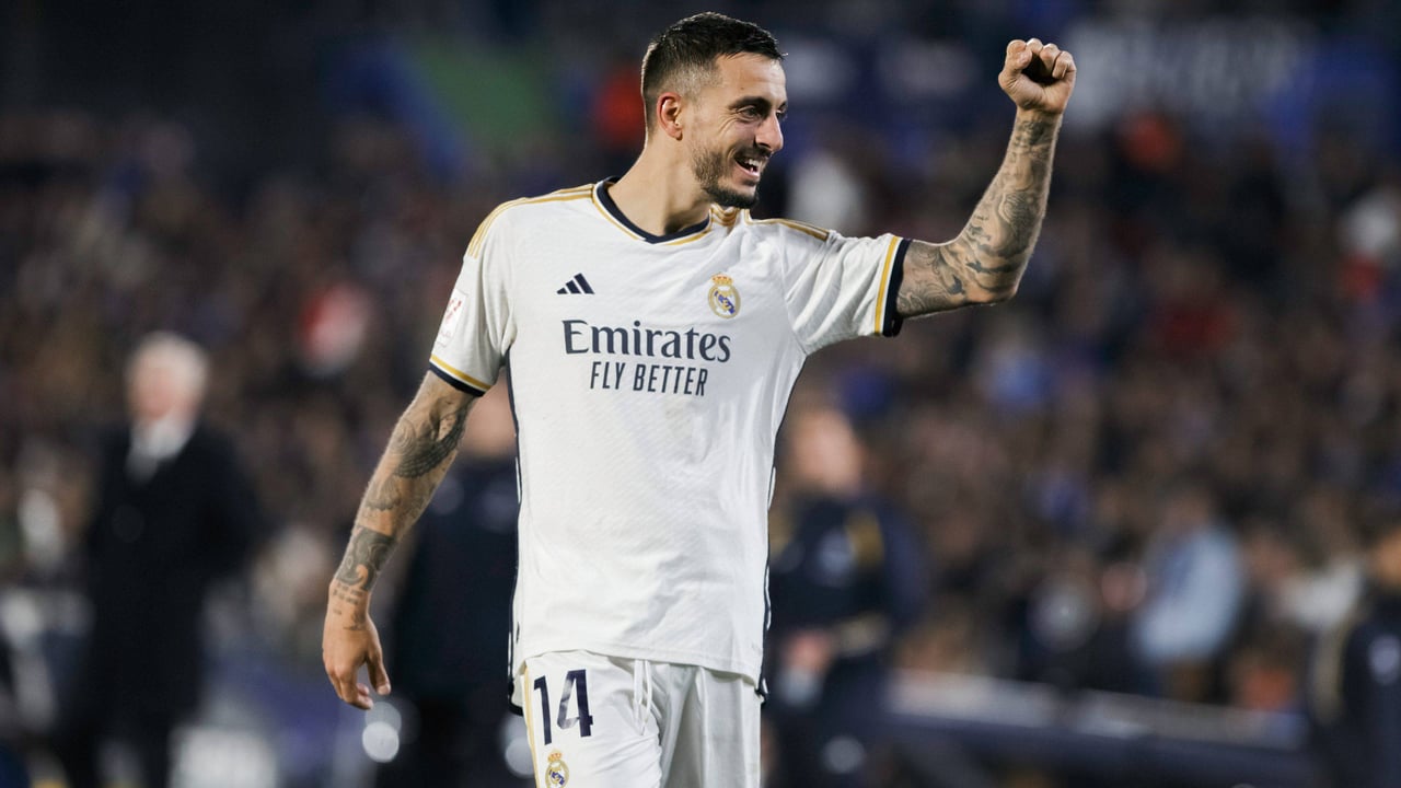 Joselu recuerda su debut con el Real Madrid: "Mourinho llegó al vestuario y empezó a tirar botellas por el aire"