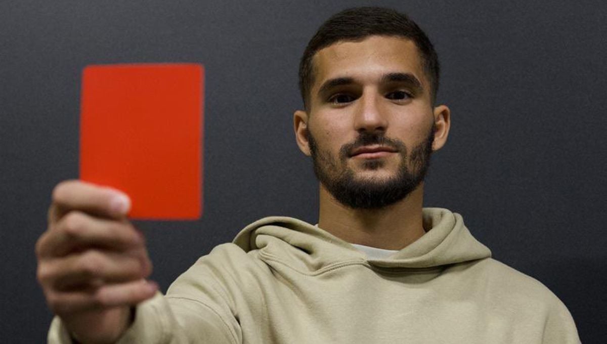 El Betis se ata a Houssem Aouar