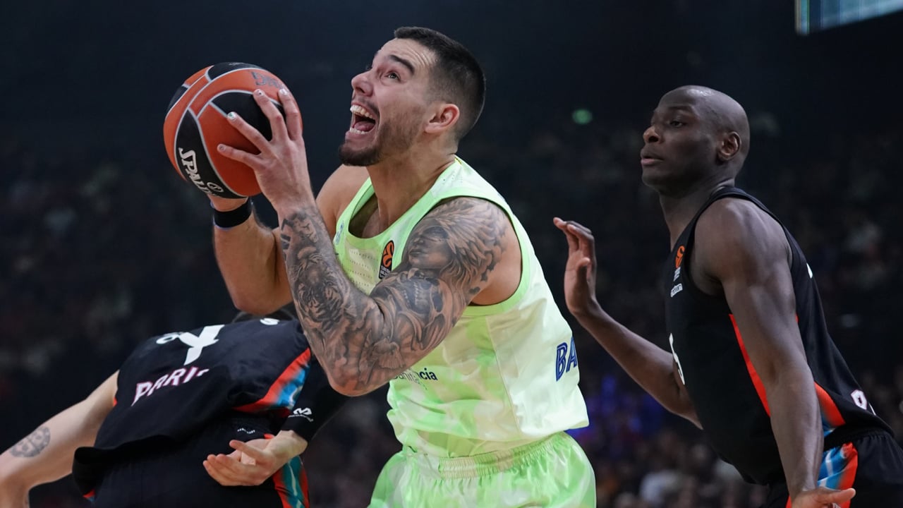 Willy Hernángomez sale al rescate del Barça