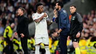 Vinícius lanza un 'dardo' a Xabi Alonso antes del Bayern: "Con Arbeloa tengo más conexión"