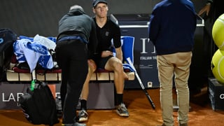 Jannik Sinner 'fuerza' la suspensión de su semifinal con Medvedev en Roma
