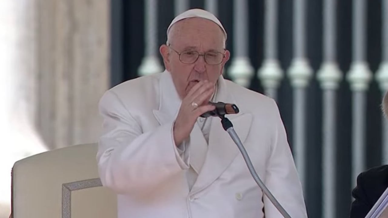 El Papa Francisco es hospitalizado