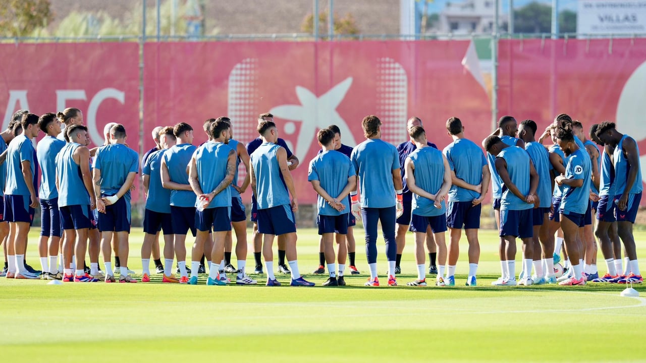 Los cinco futbolistas que aún no ha podido inscribir el Sevilla en LaLiga: dos de ellos, posibles titulares