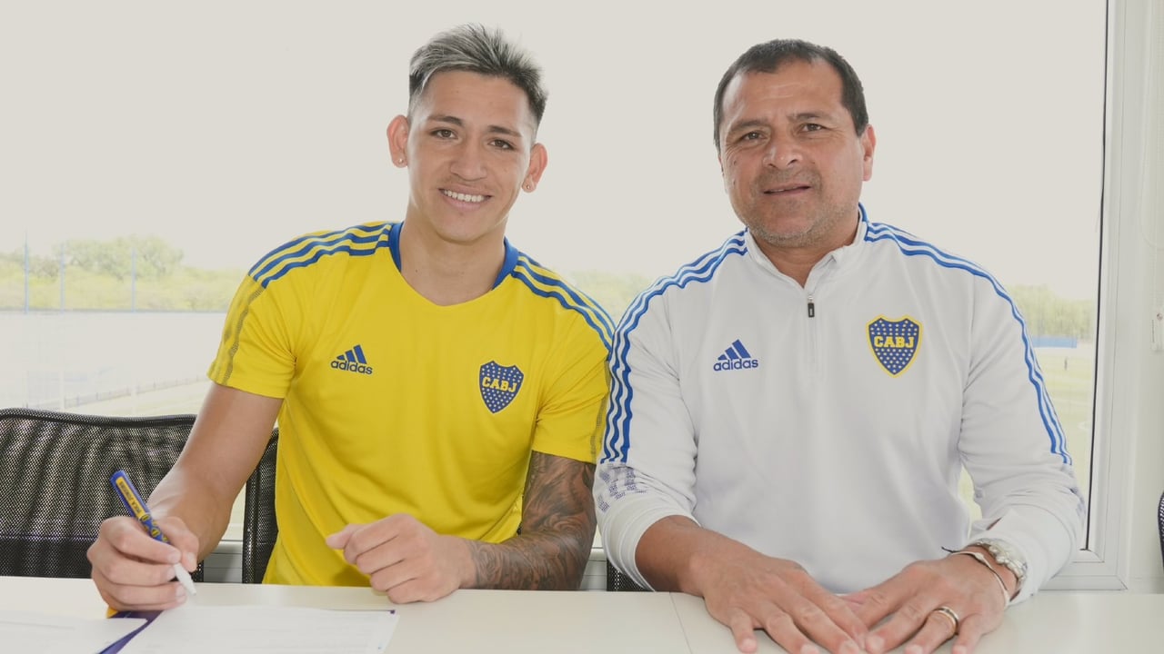 Luis Vázquez, el delantero en la agenda del Almería que ahora cuesta cinco millones de euros más