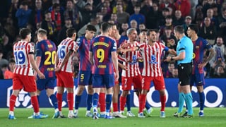 Polémica abierta tras el Barcelona - Atlético: la UEFA aparta al árbitro de la Champions