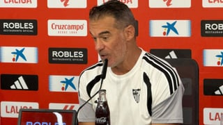 García Plaza se sincera con Fábio Cardoso, pone fecha al regreso de Vargas y señala a los "damnificados" en el Sevilla por el fichaje de Fofana