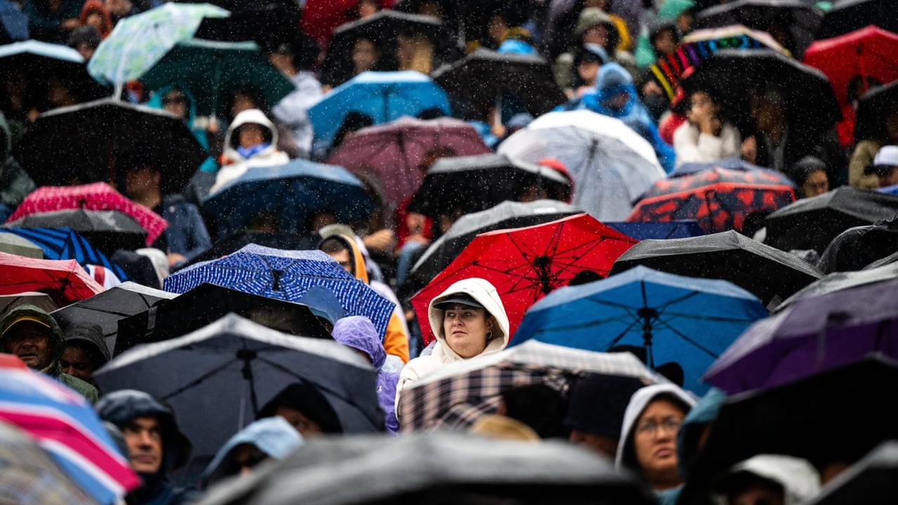 Sevilla entra en alerta roja y activa el plan de Emergencia