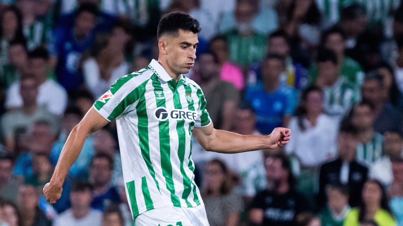 La Selección Española vigila a Marc Roca