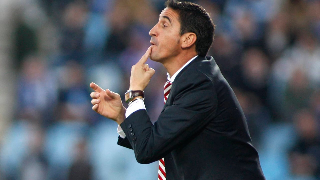Manolo Jiménez: "Cuesta mucho ver al Sevilla así, las cosas no se están haciendo bien, pero confío en Almeyda"