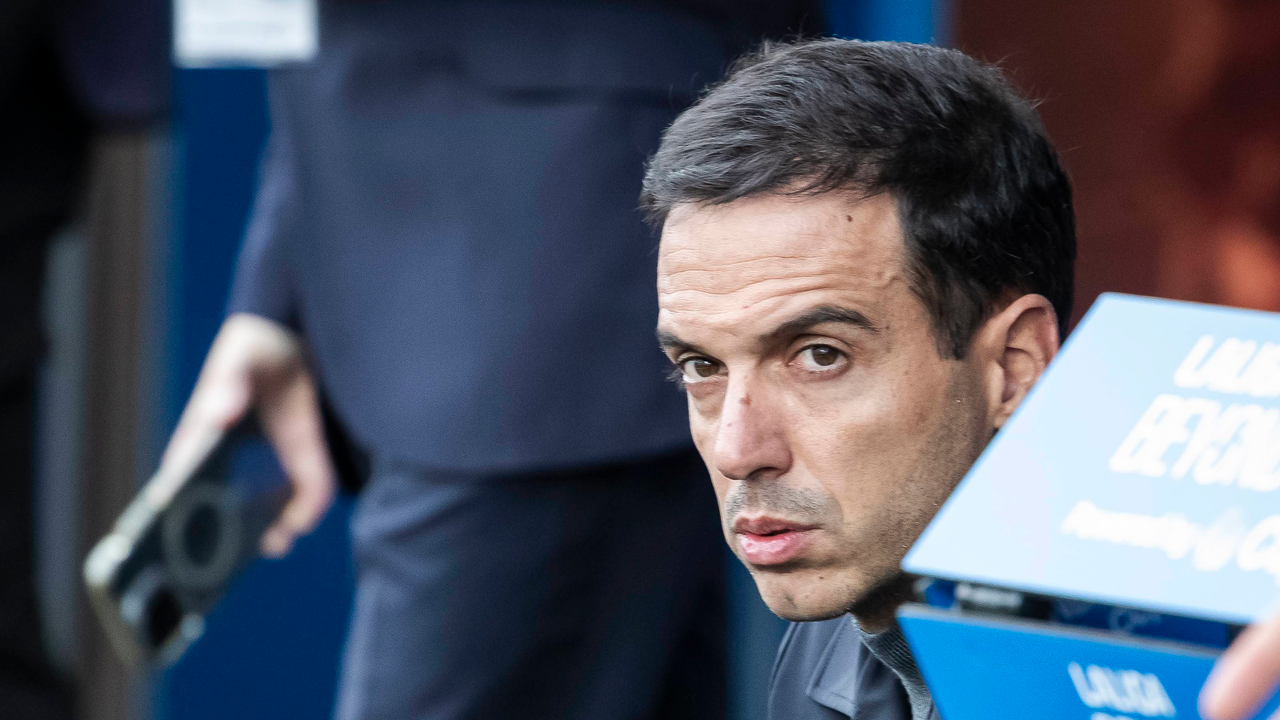 Borja Jiménez cambia de opinión en el Sporting de Gijón