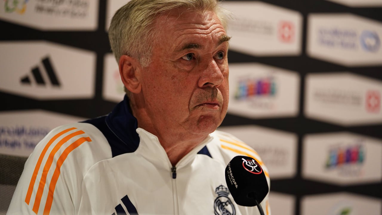 Ancelotti no cambia su postura sobre el mercado invernal