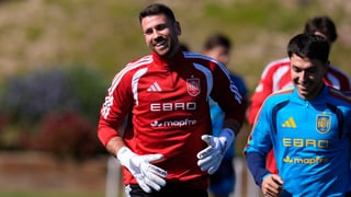 Unai Simón se moja con el debate de la portería en la selección española y apunta a Joan García: "Es el que más se acerca" 