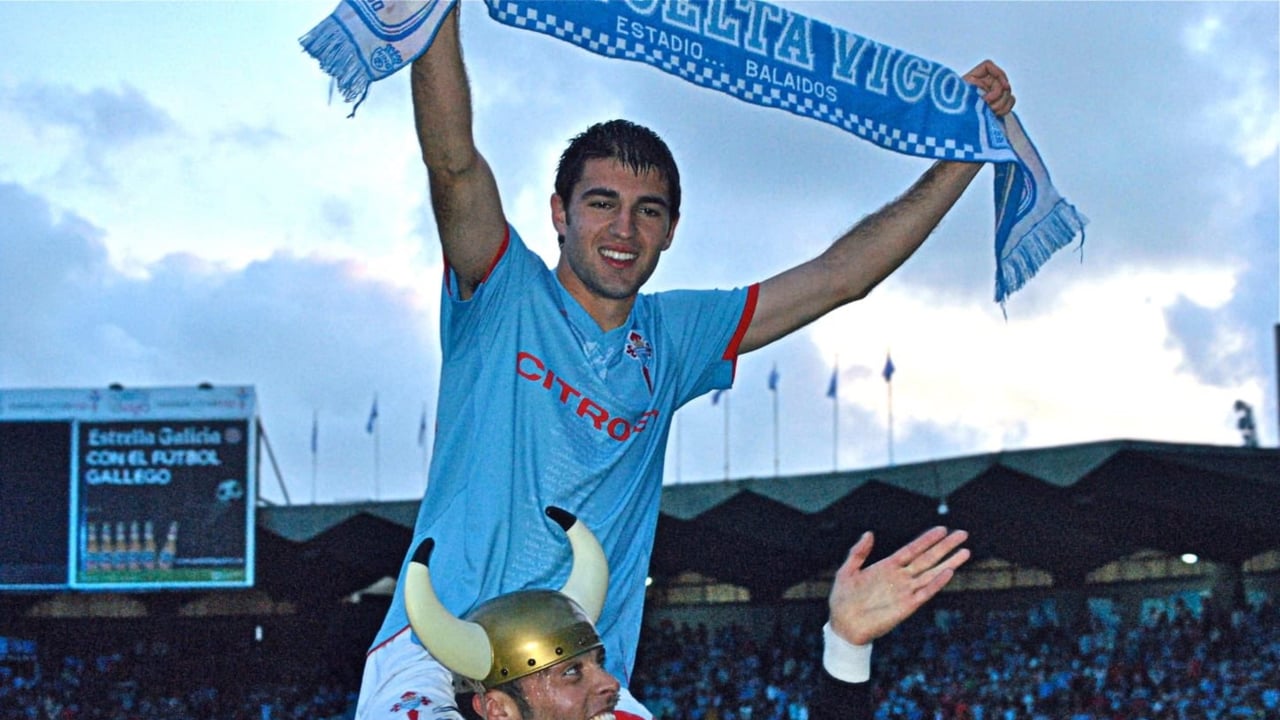 Toni Dovale recuerda a Luis Enrique en el Celta: "Me dijo medio en broma que me iba a quedar y a las tres semanas me renovaron cuatro años"