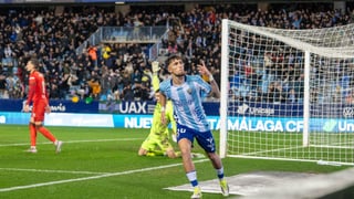 Larrubia sueña con subir a Primera División: "Me imagino metiendo el gol del ascenso y se me saltan las lágrimas"