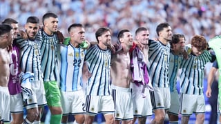 Argentina calienta la semifinal ante Inglaterra con un polémico cántico: "El que no salta es un inglés"
