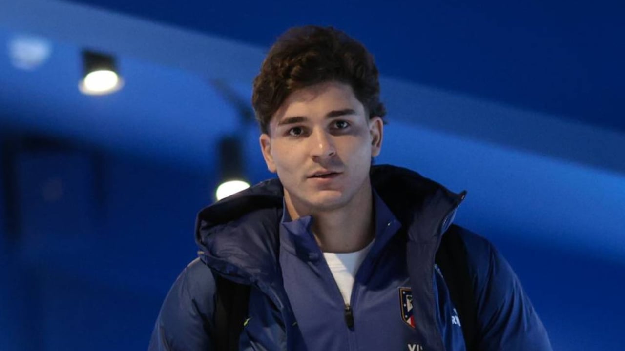 Simeone sobre el mal rendimiento de Julián Álvarez en el Atlético de Madrid: "Pero todo lo que están hablando es que lo hizo muy bien desde que llegó"