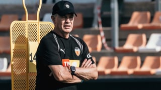 Primer problema de Javier Aguirre en Valencia