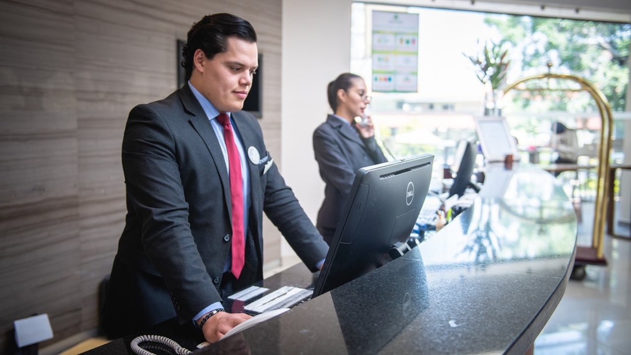 Si viajas de vacaciones a un hotel rechaza hospedarte en la habitación con el número...