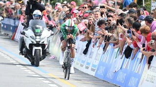 Un brutal Ganna cuaja la contrarreloj más rápida de la historia del Giro y Vingegaard se queda a medias