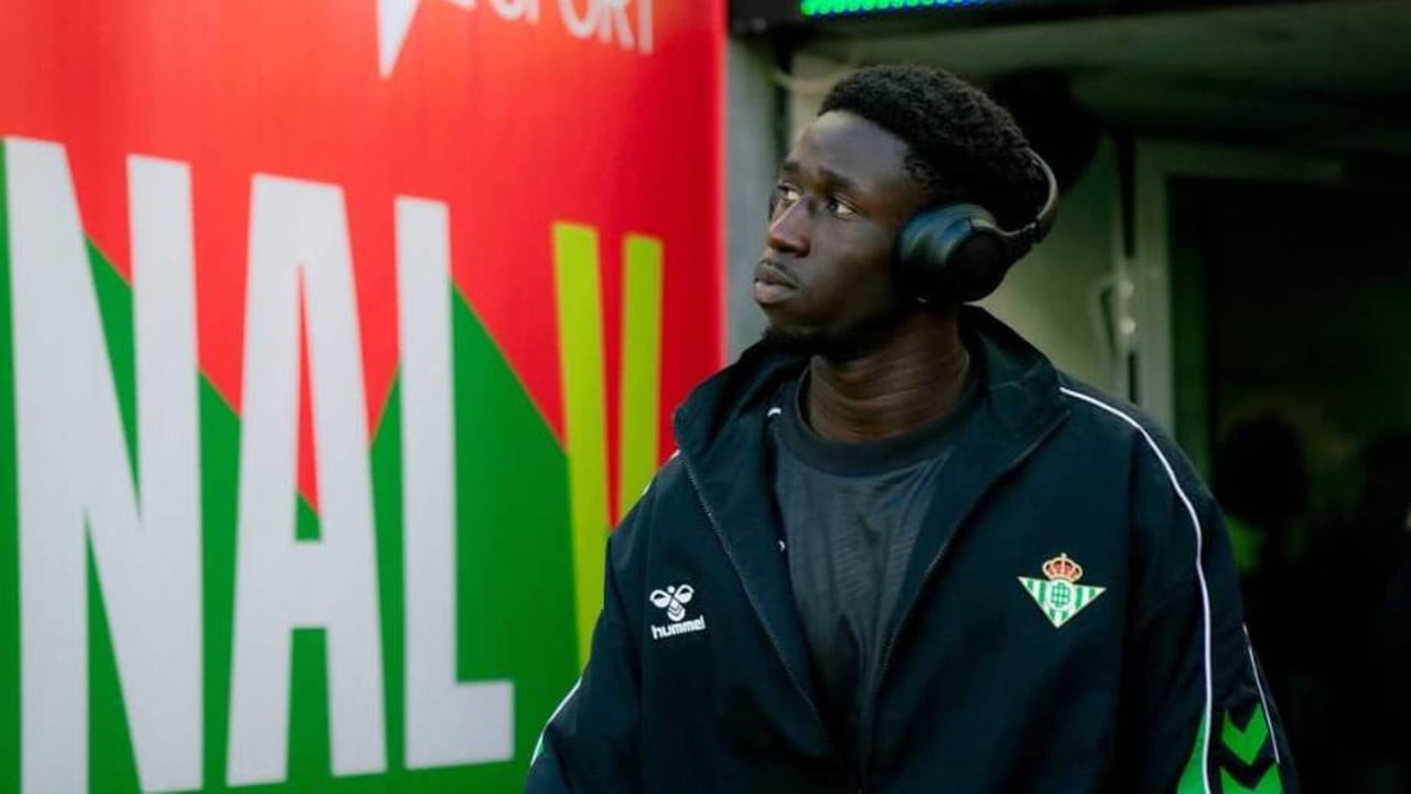 El plan del Betis con Gnangoro y una 'amenaza' que también llega de Primera división