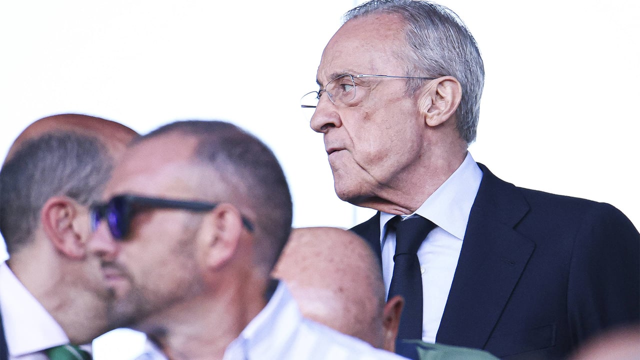 Florentino abre la puerta a la privatización del Real Madrid y cruza una línea roja de Riquelme