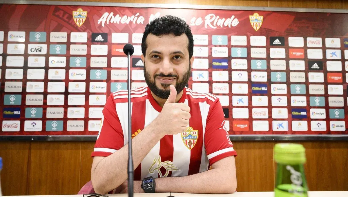 El Almería se lanza con todo para quitarle a Osasuna al elegido como relevo de Arrasate