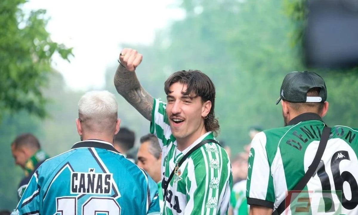 El Villarreal sí 'convence' al Arsenal por Bellerín